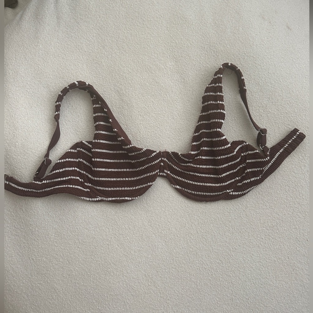 Abercrombie curve brown stripe bathing suit top